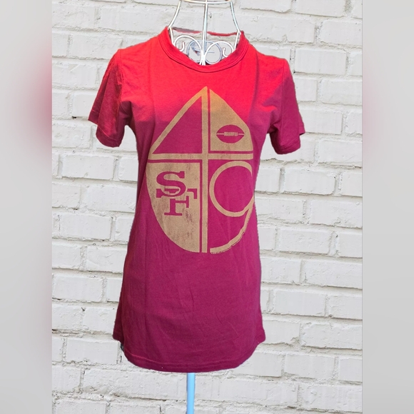 Junk Food Clothing Tops - Women's San Francisco 49ers Red Graphic Tee